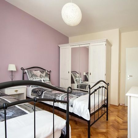 Apartment Carmela Спліт Екстер'єр фото